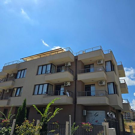 מלון פרימורסקו Casa Del Mar מראה חיצוני תמונה